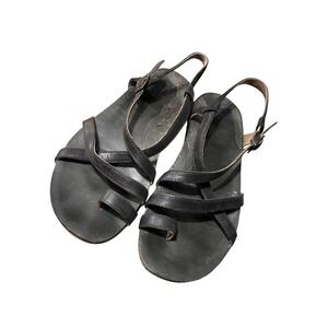 Chaco Dorra Leather Strappy Sandals Womens 7 Black Toe Loop Buckle Flat J105412